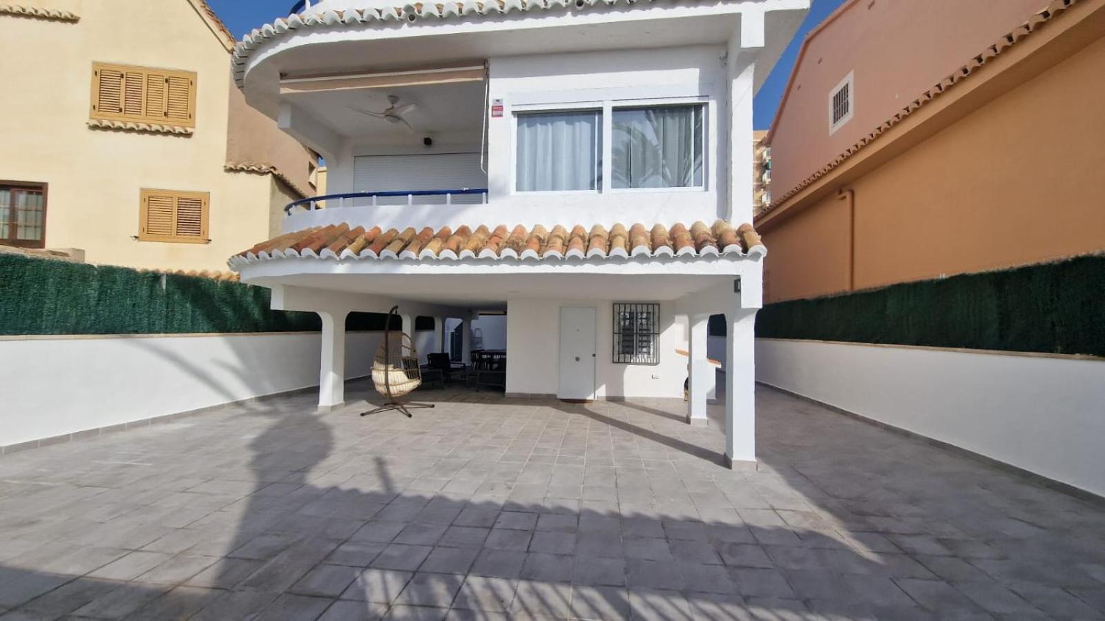 Beachfront Vila Valence Extérieur photo